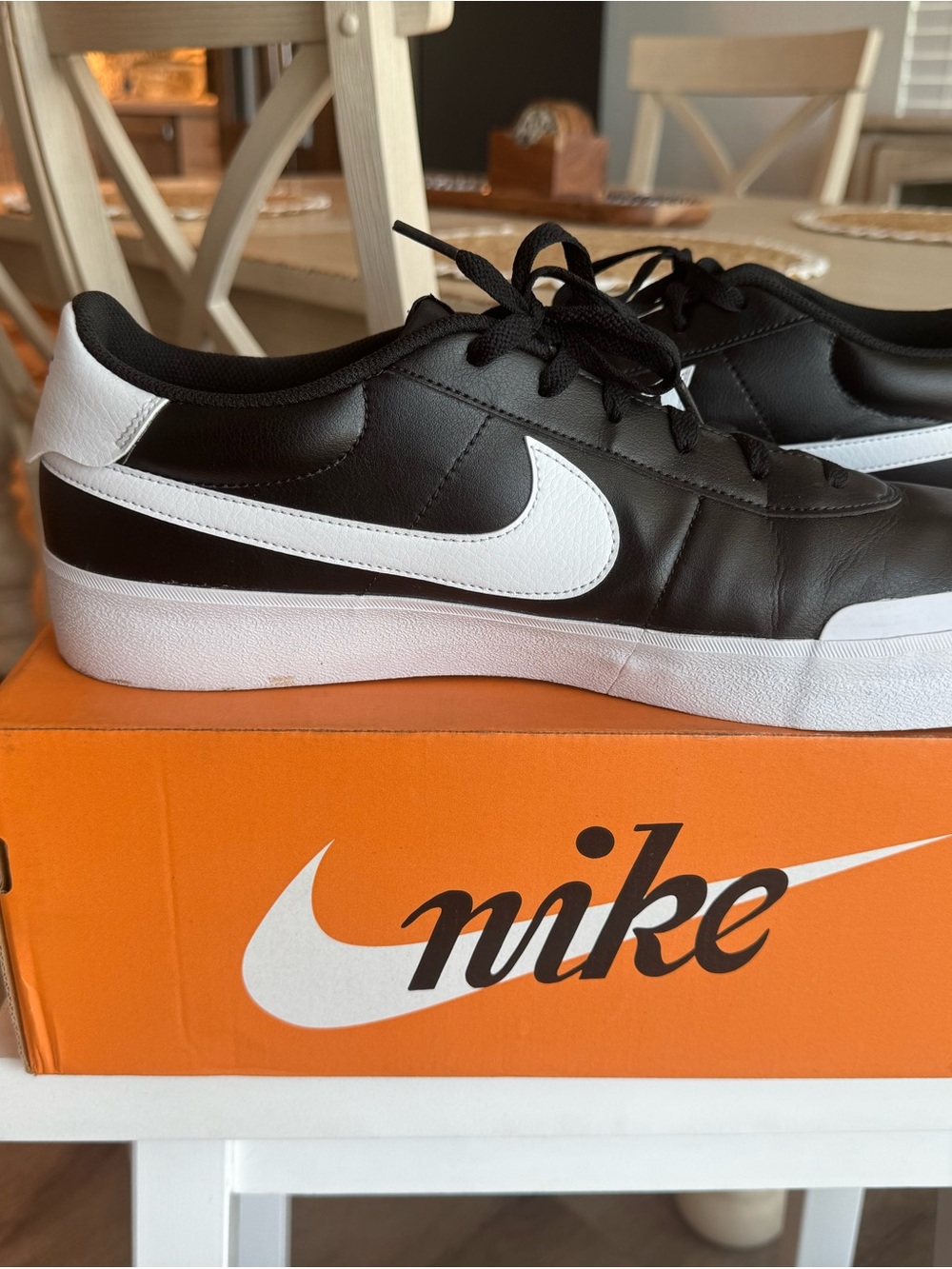 Nike Men's Court Shock Black/White